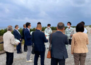 市内現地視察　海岸防潮堤"